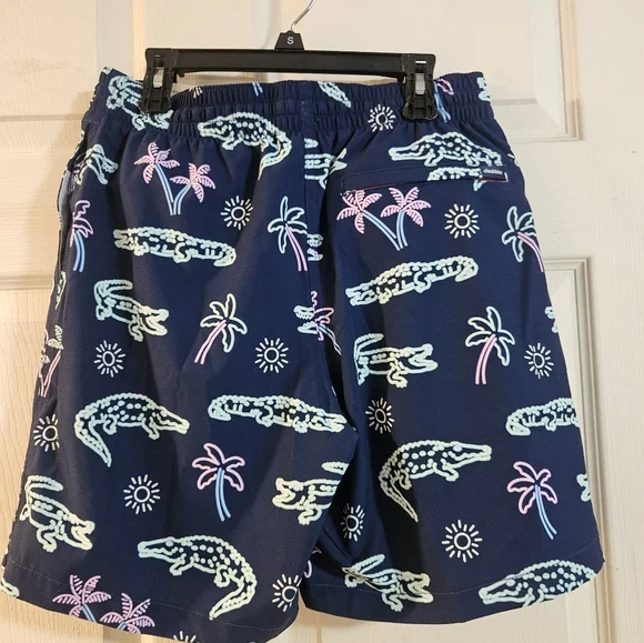 Chubbies Men's Classic 7 Swim Trunks: THE NEON GLADES: NEW WITH TAGS: SIZE S